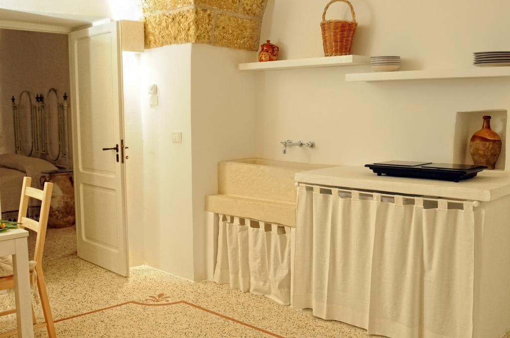 Holiday Home La Corte Dei Pirri Gagliano del Capo Bilik gambar
